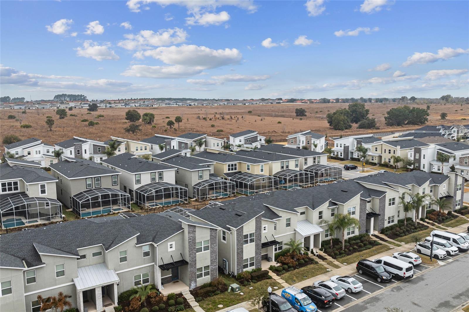 Image 32 of 48 For 976 Leader Street