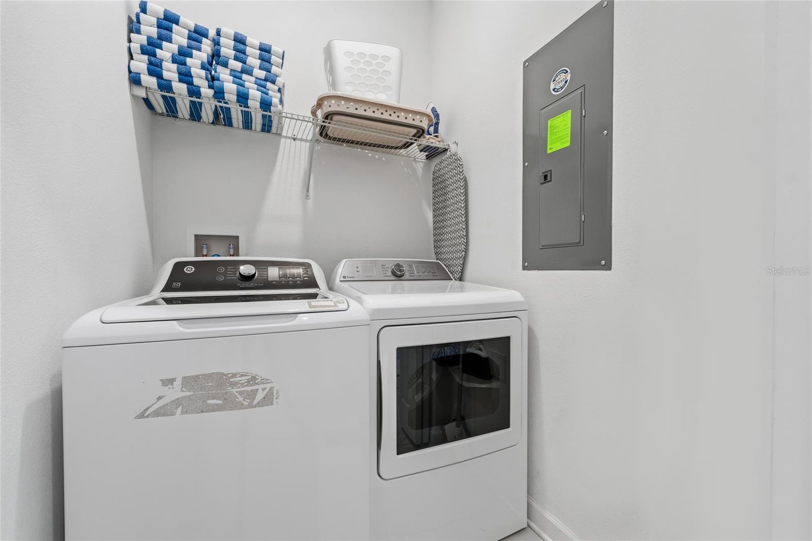 Image 44 of 48 For 976 Leader Street