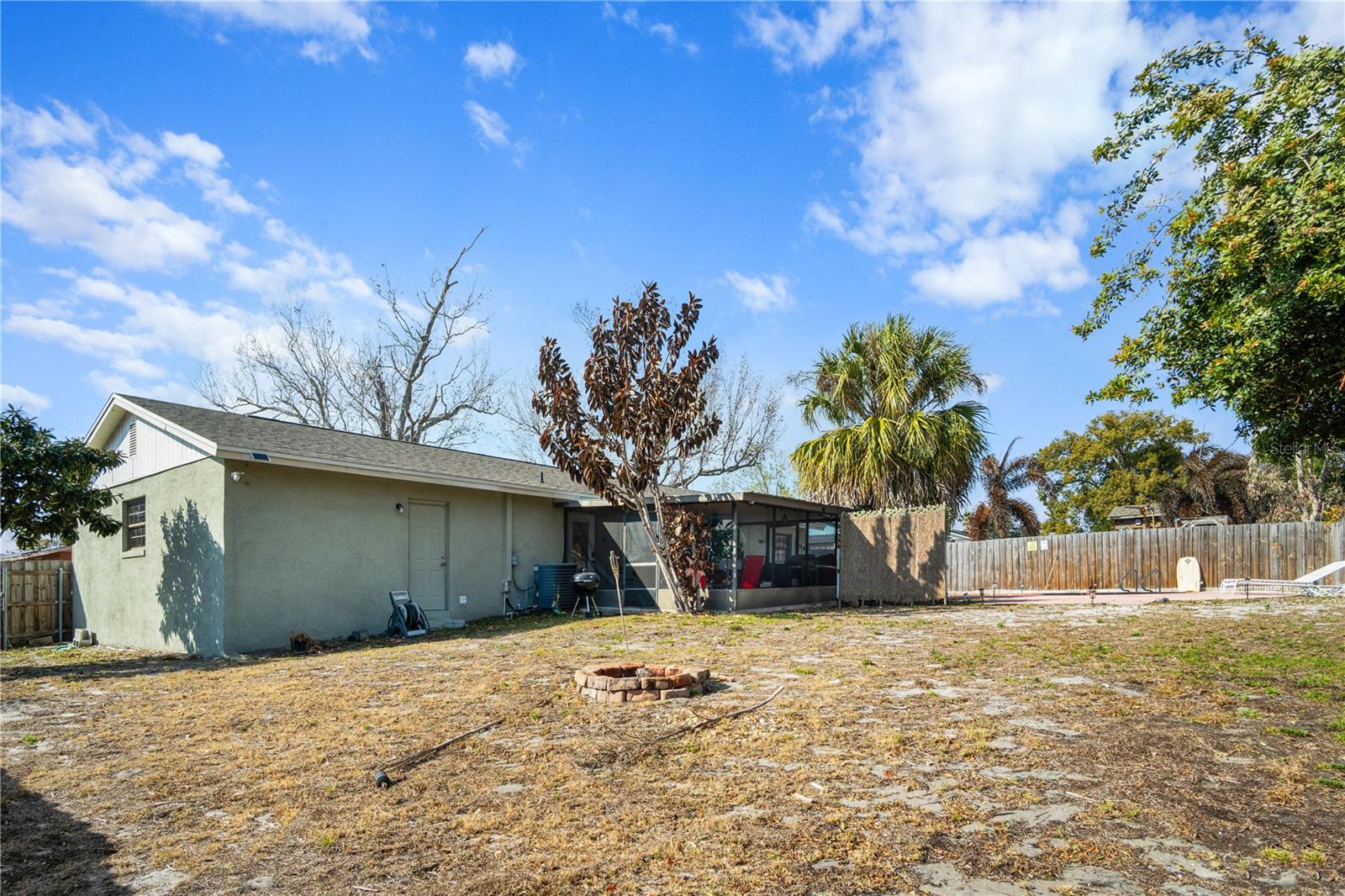 Image 22 of 28 For 2077 Floradell Place