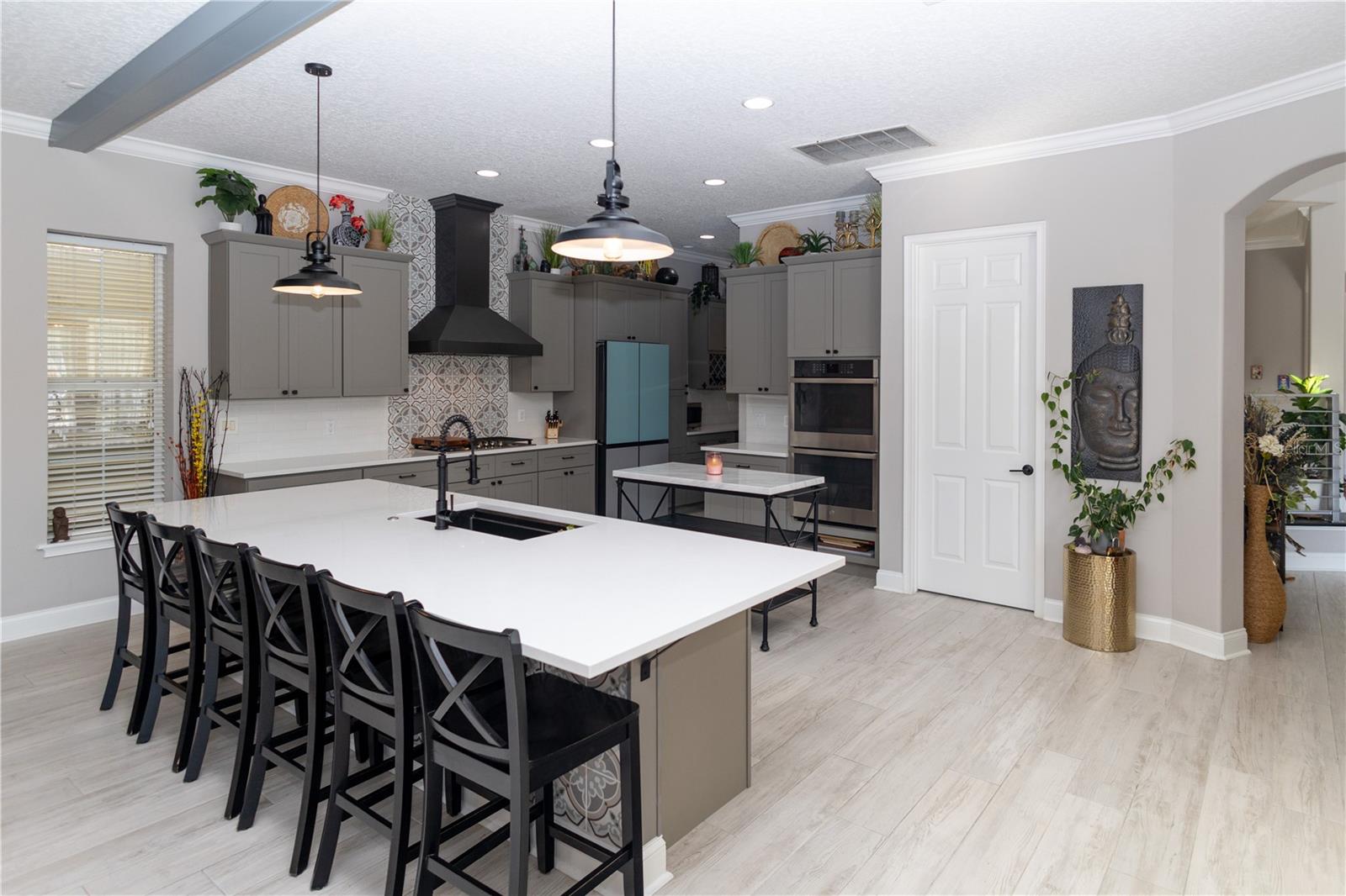 Image 6 of 74 For 3305 Schoolhouse Road