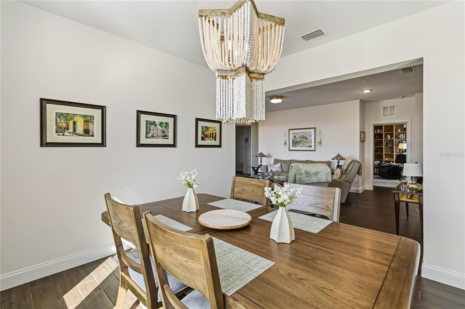 Image 18 of 51 For 7517 Laureate Boulevard 4402