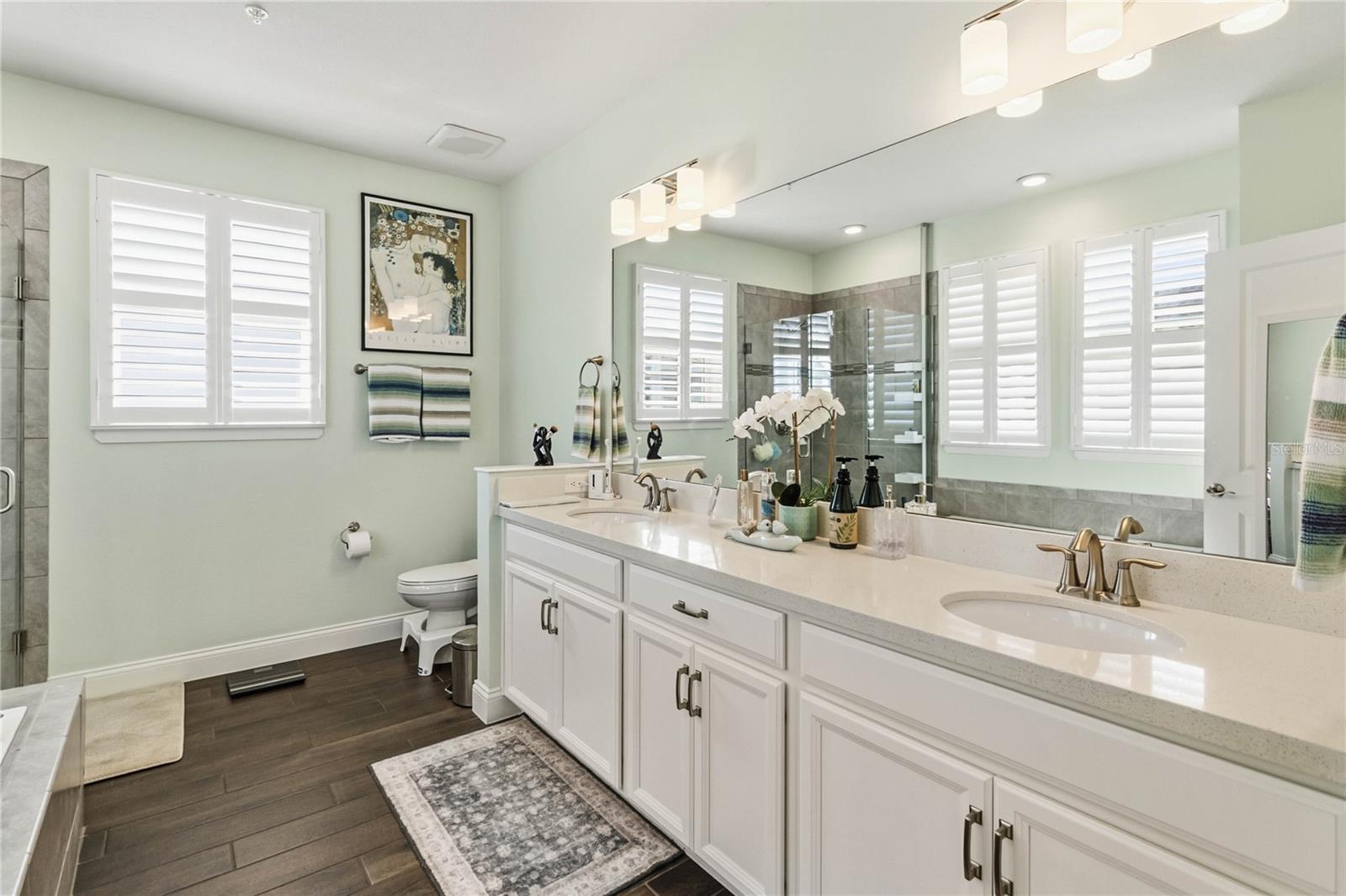 Image 33 of 51 For 7517 Laureate Boulevard 4402