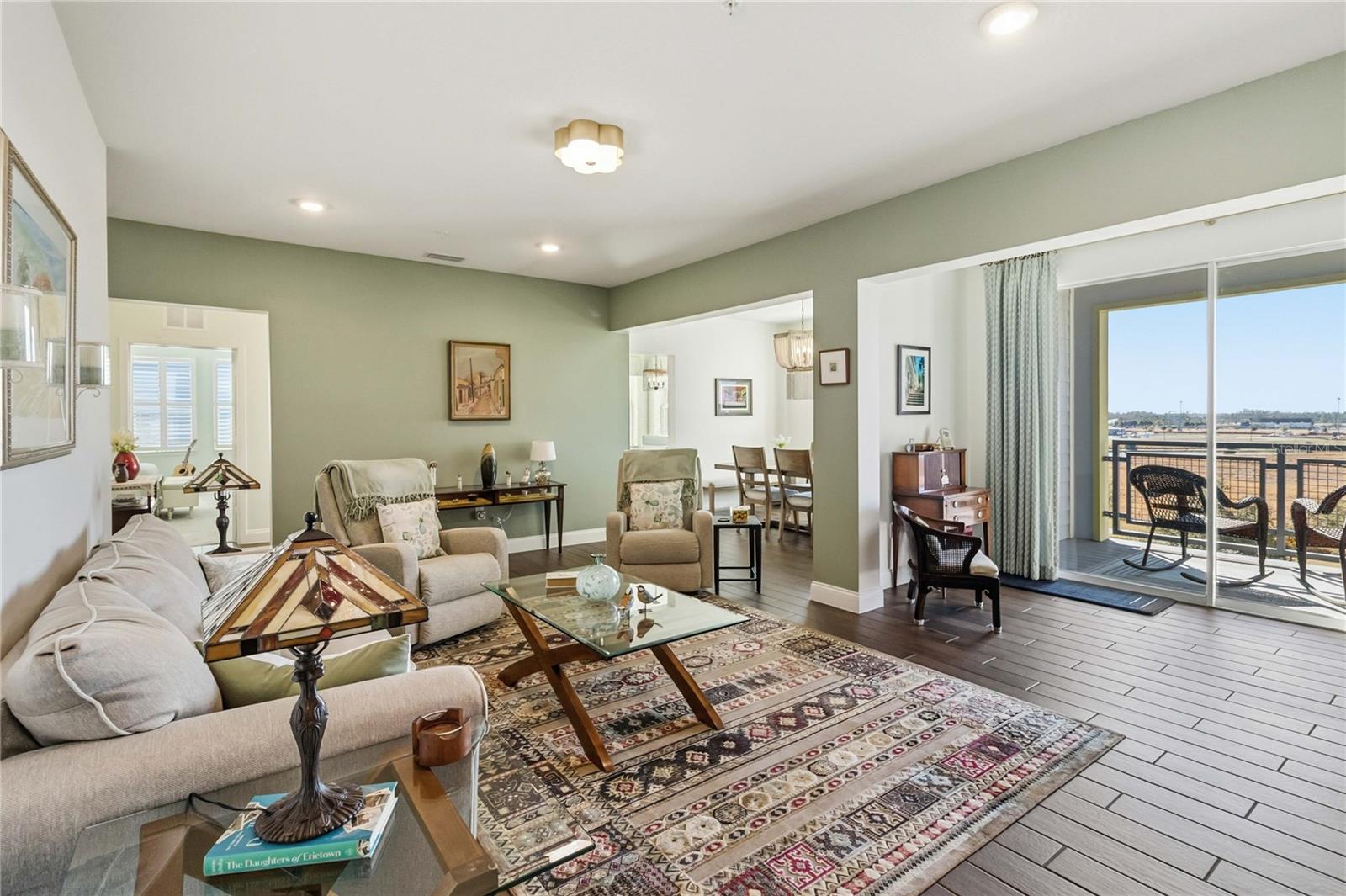 Image 9 of 51 For 7517 Laureate Boulevard 4402