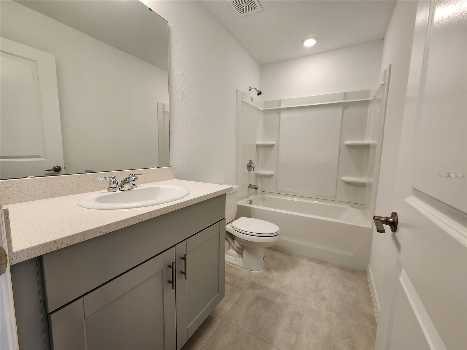 Image 9 of 21 For 2612 Penguin Boulevard