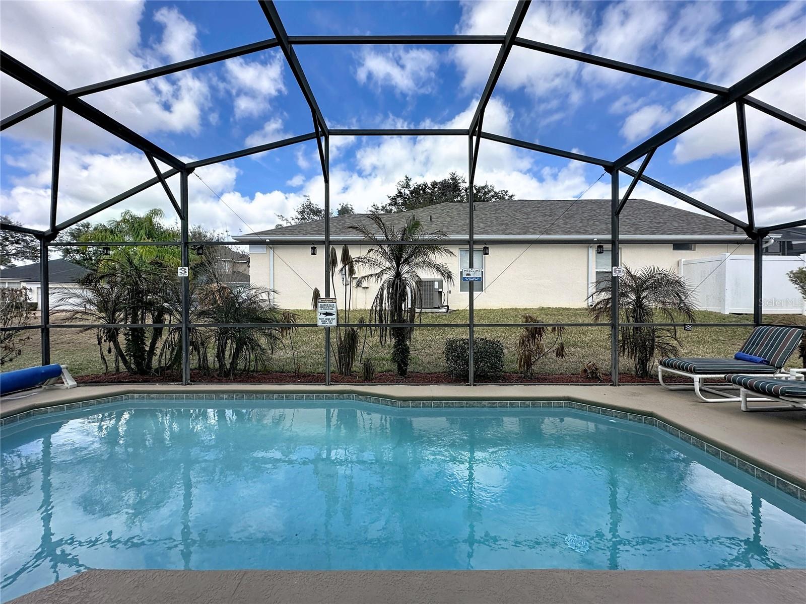 Image 20 of 79 For 1413 Park Place