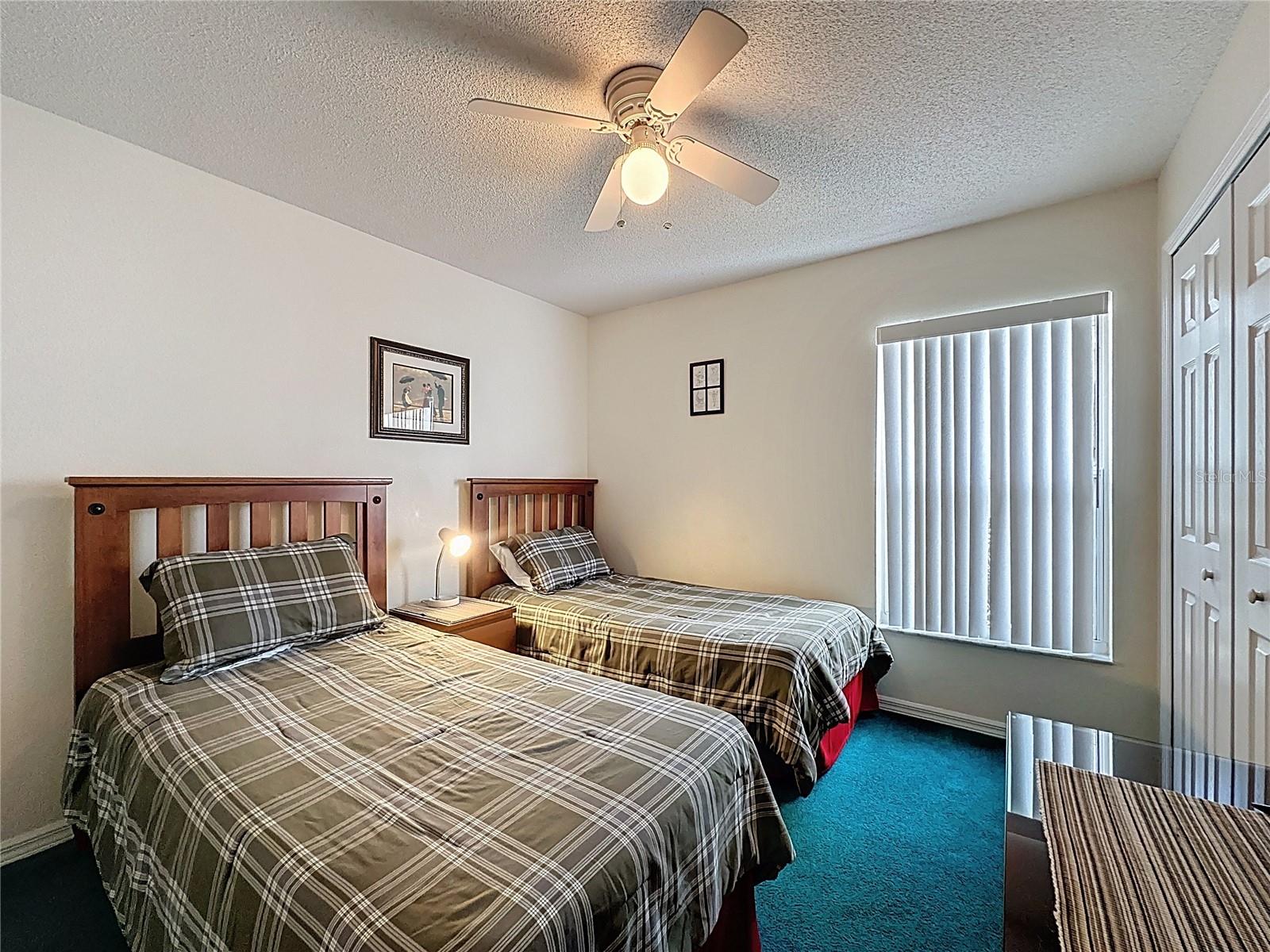 Image 31 of 79 For 1413 Park Place