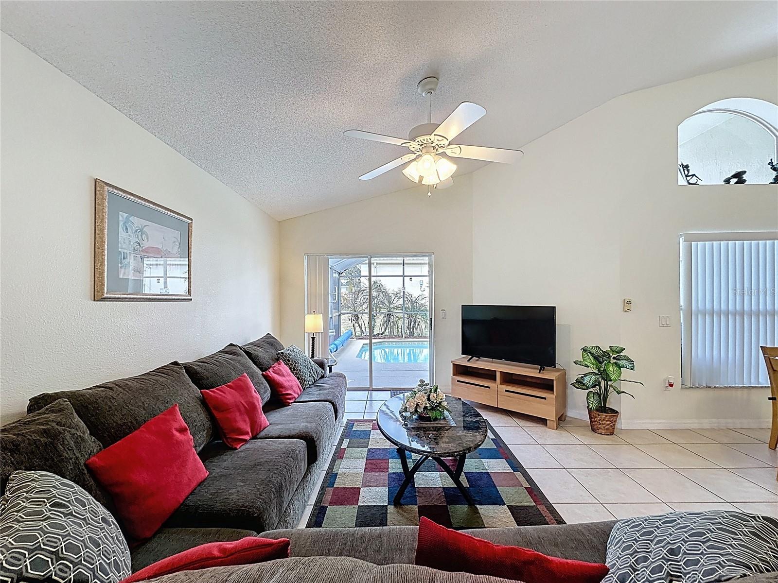 Image 7 of 79 For 1413 Park Place