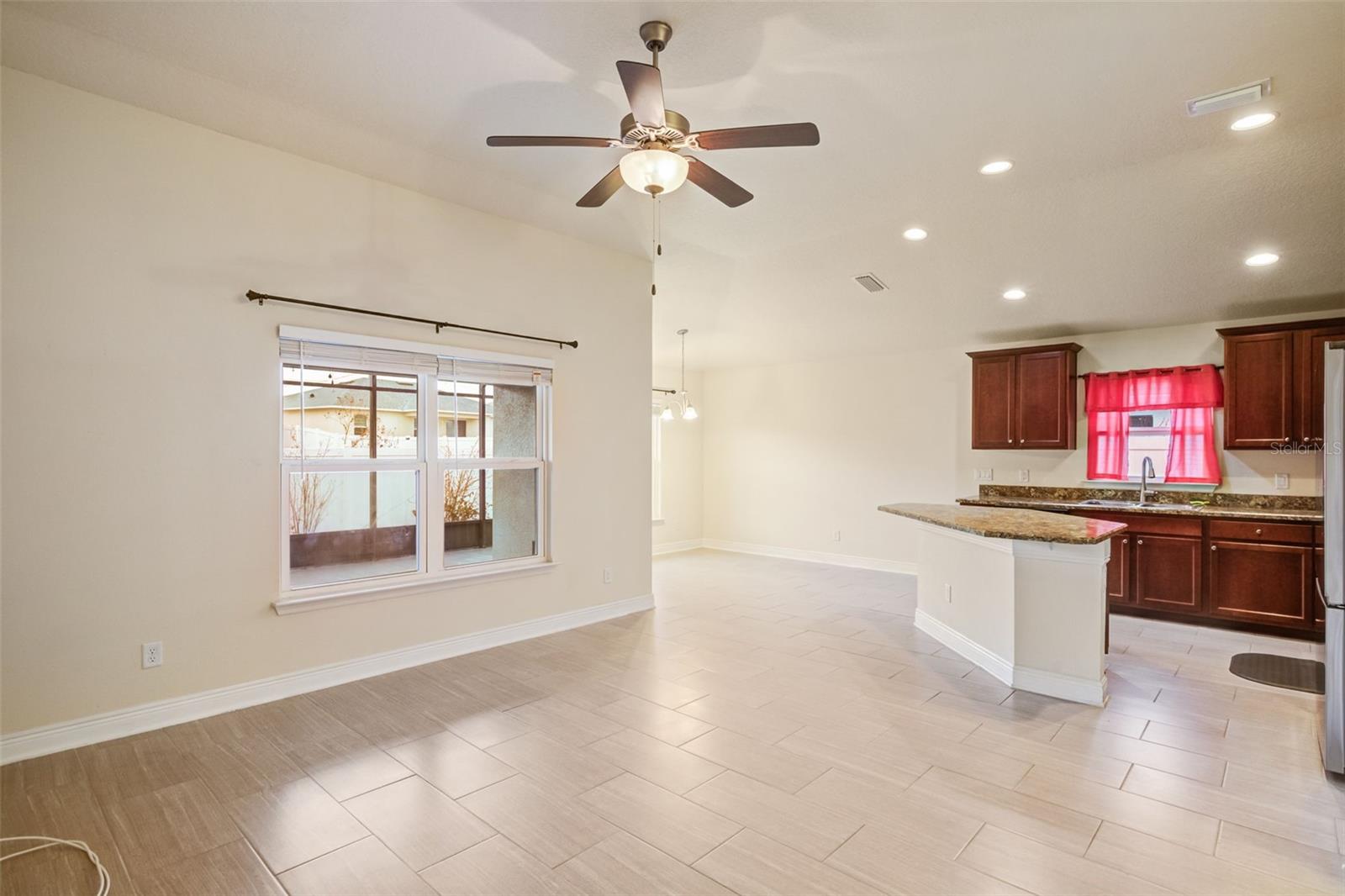 Image 4 of 35 For 1130 Sabine Lane