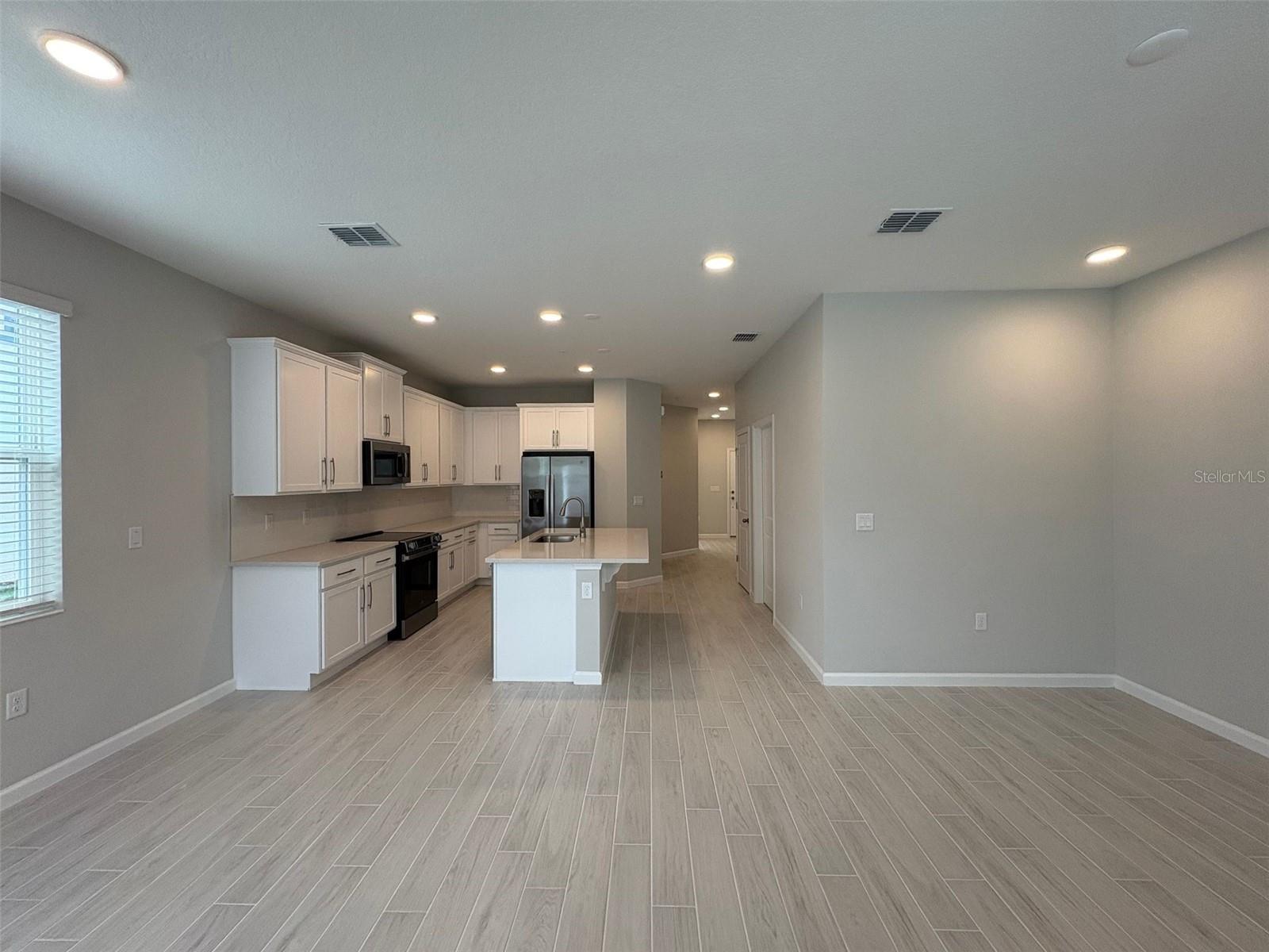 Image 13 of 30 For 627 Pothos Street