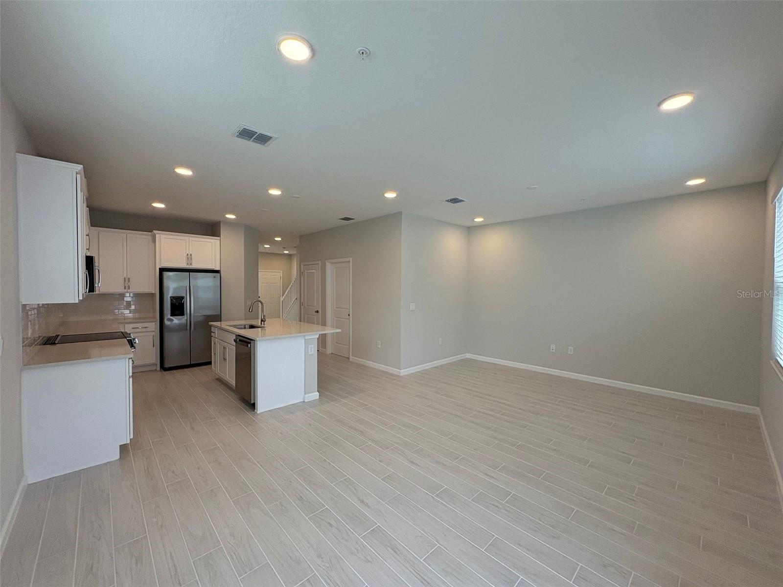 Image 8 of 30 For 627 Pothos Street