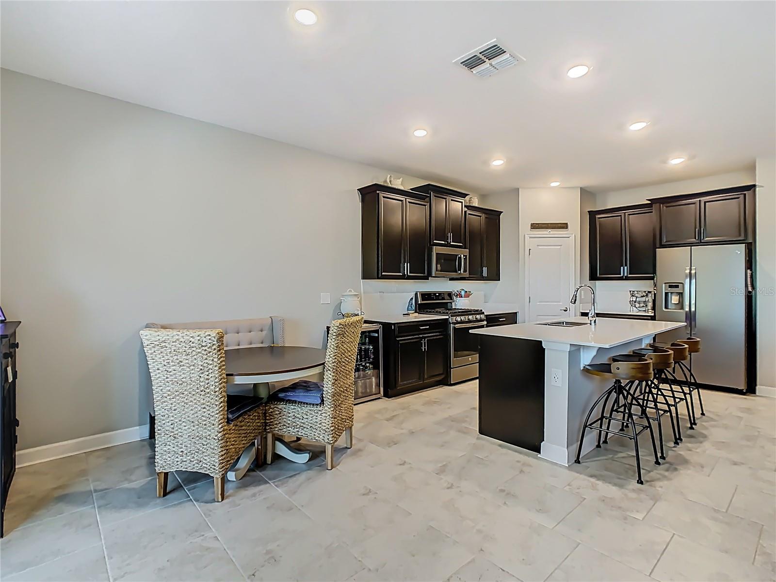 Image 18 of 62 For 1055 Oak Bluff Drive