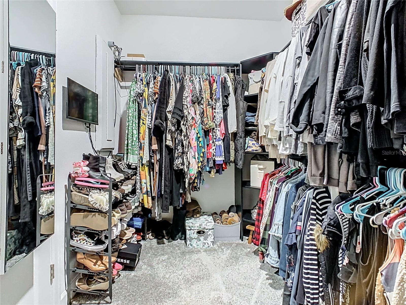 Image 23 of 62 For 1055 Oak Bluff Drive