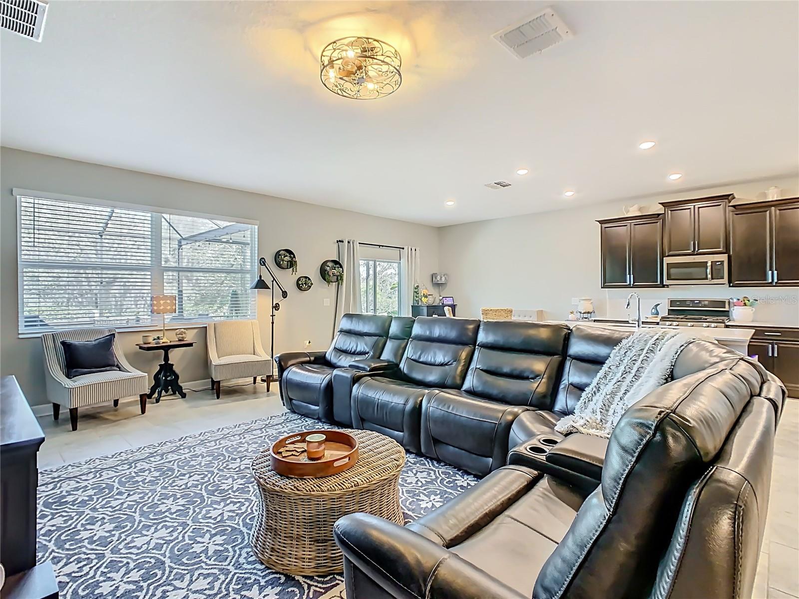 Image 3 of 62 For 1055 Oak Bluff Drive