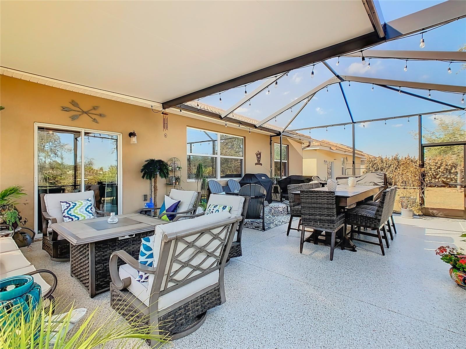 Image 34 of 62 For 1055 Oak Bluff Drive