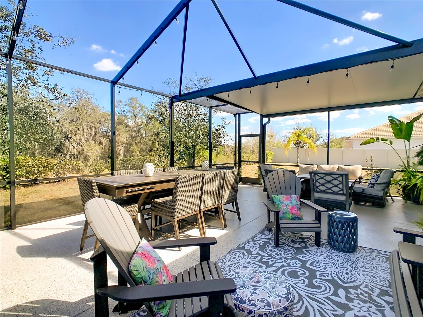 Image 5 of 62 For 1055 Oak Bluff Drive