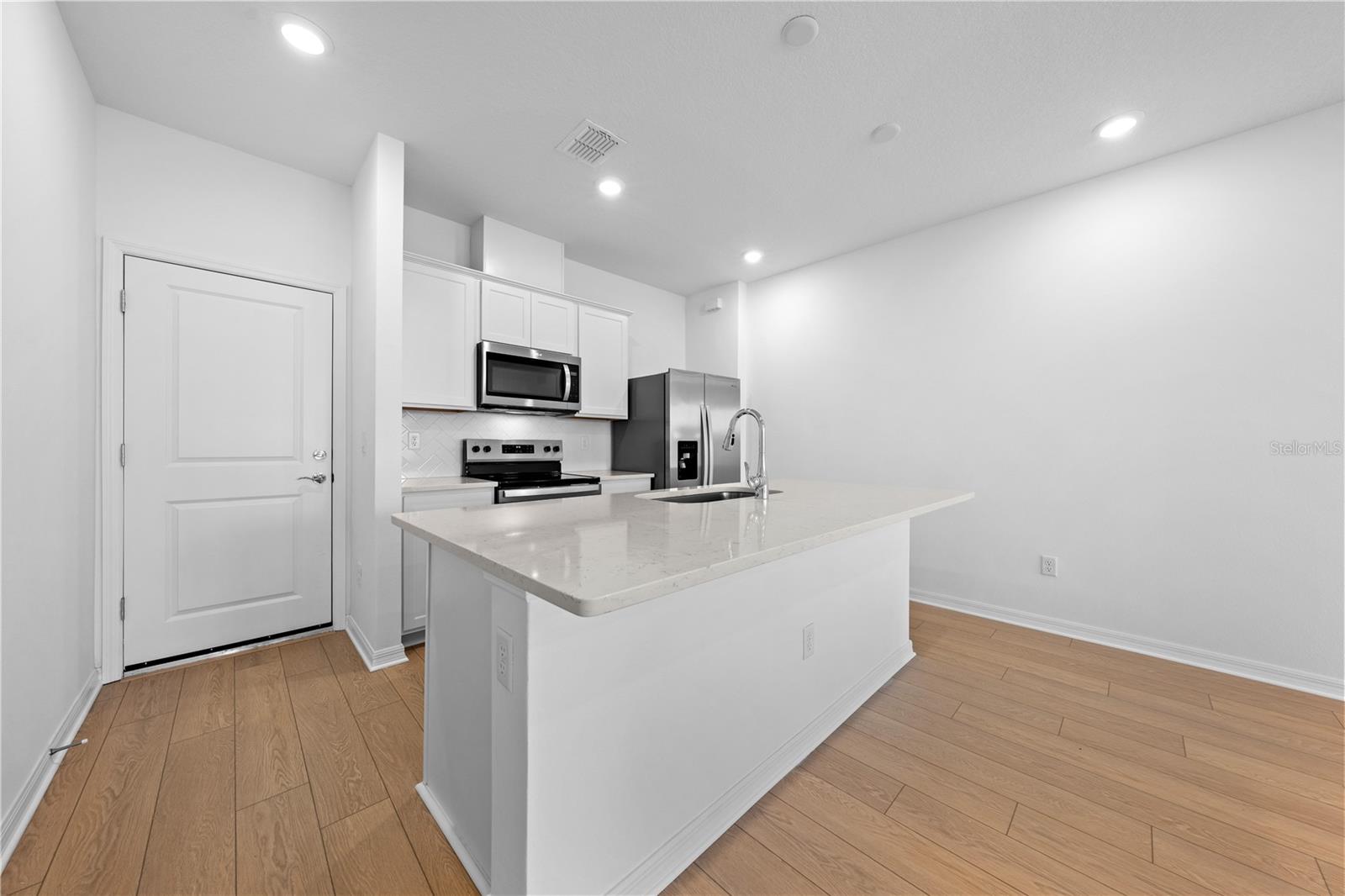 Image 13 of 46 For 11469 Nona Sound Street