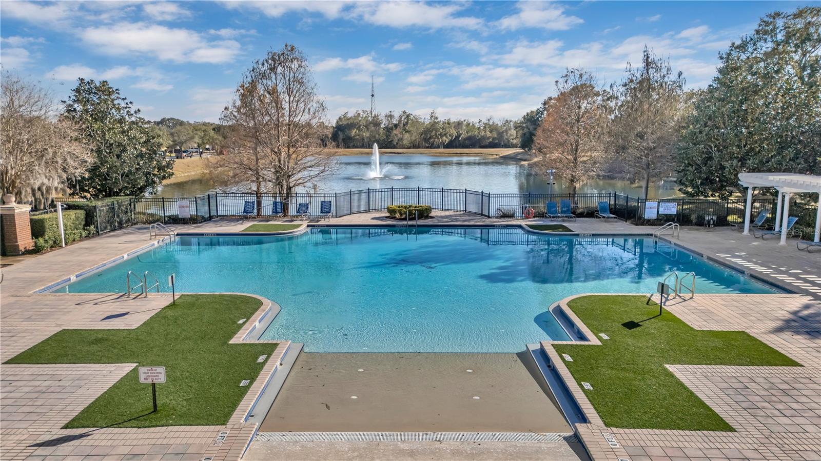 Image 33 of 40 For 2144 Continental Street