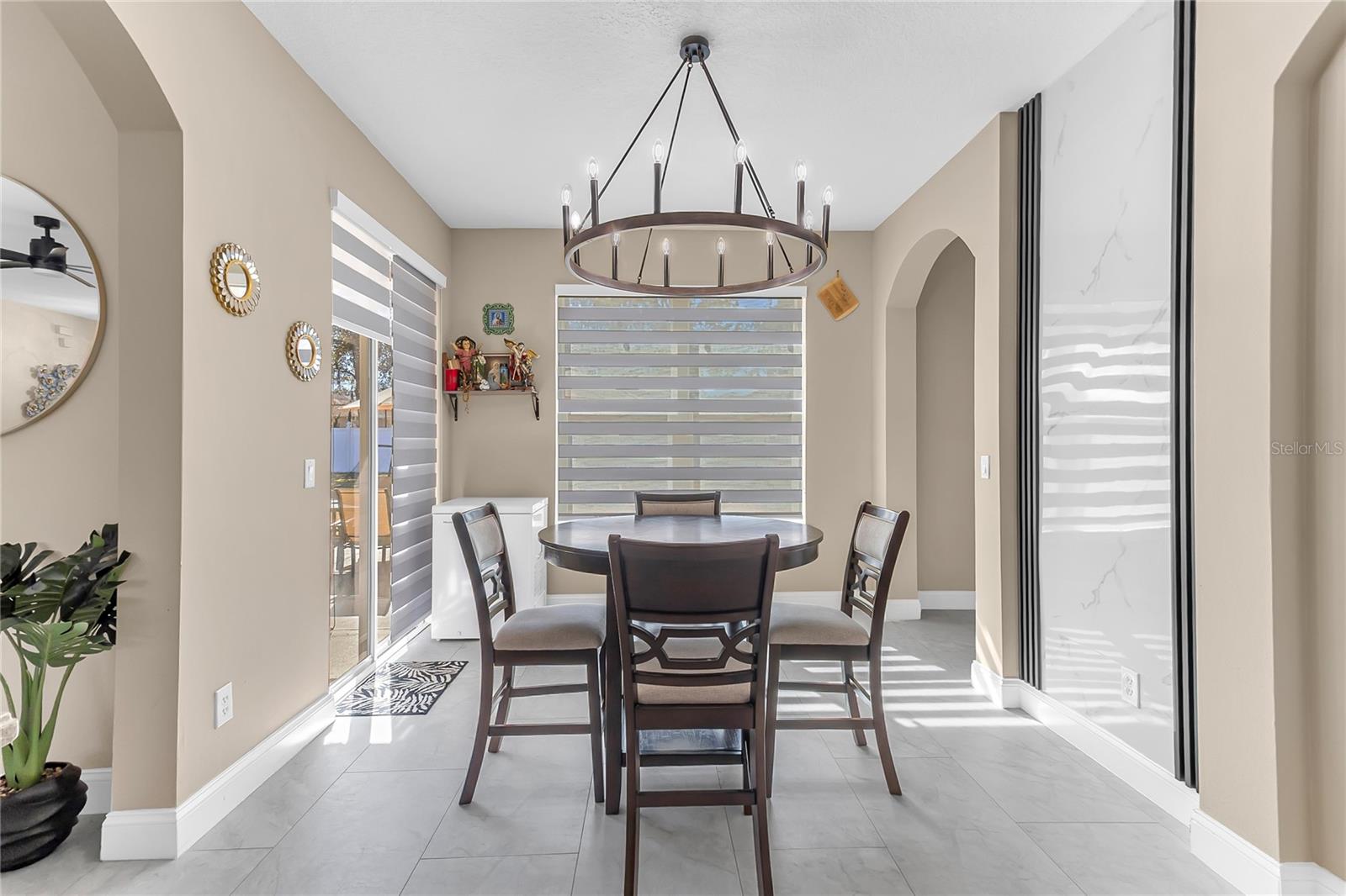 Image 9 of 40 For 2144 Continental Street