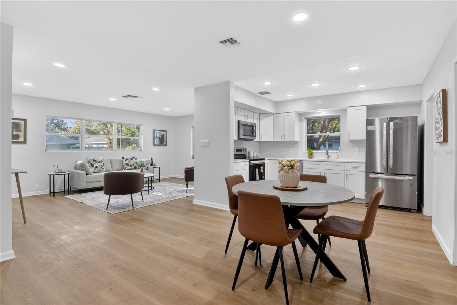 Image 14 of 48 For 613 Marshall Street