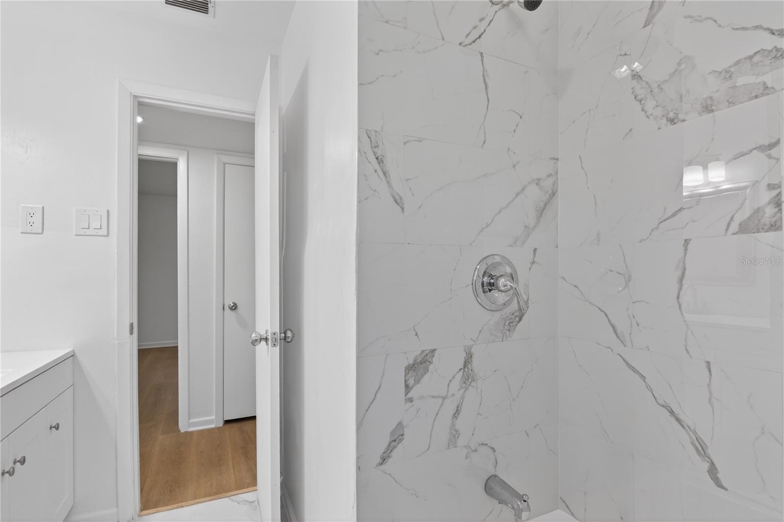 Image 26 of 48 For 613 Marshall Street