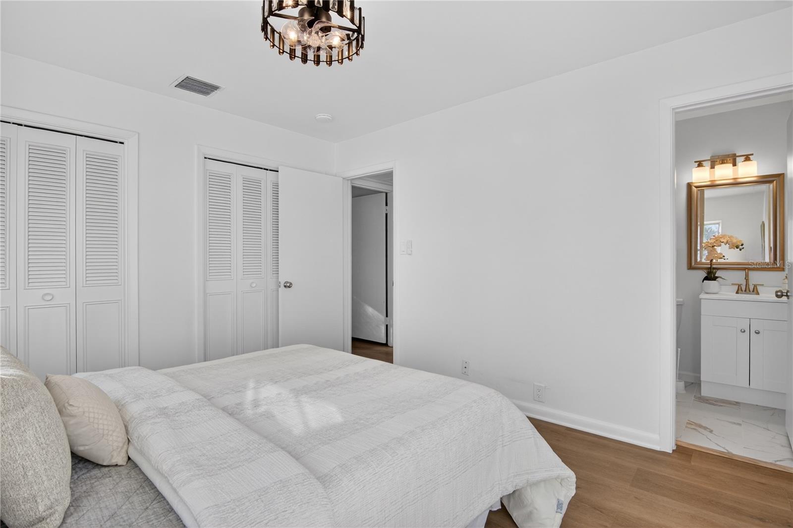 Image 34 of 48 For 613 Marshall Street