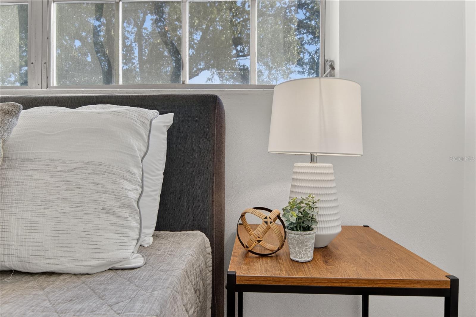 Image 38 of 48 For 613 Marshall Street