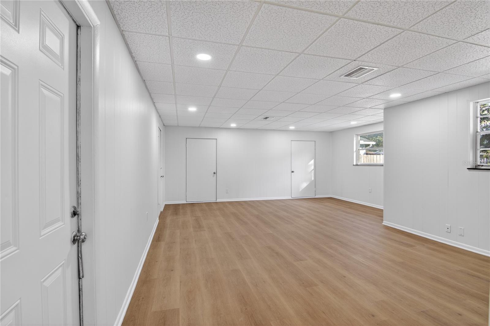 Image 5 of 48 For 613 Marshall Street