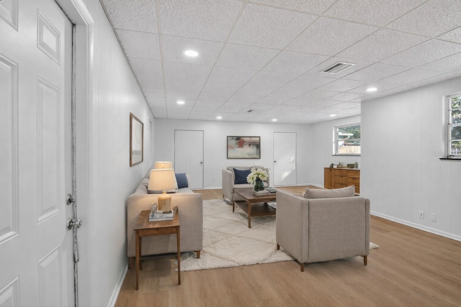 Image 6 of 48 For 613 Marshall Street