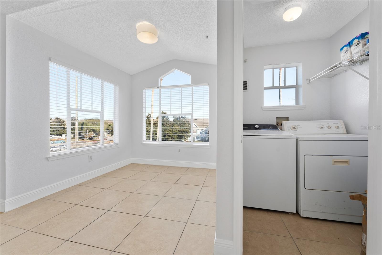 Image 20 of 35 For 2203 Key West Court 436