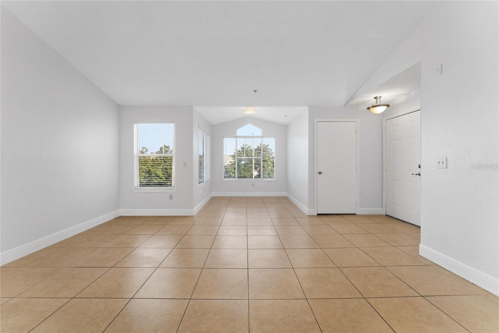 Image 9 of 35 For 2203 Key West Court 436