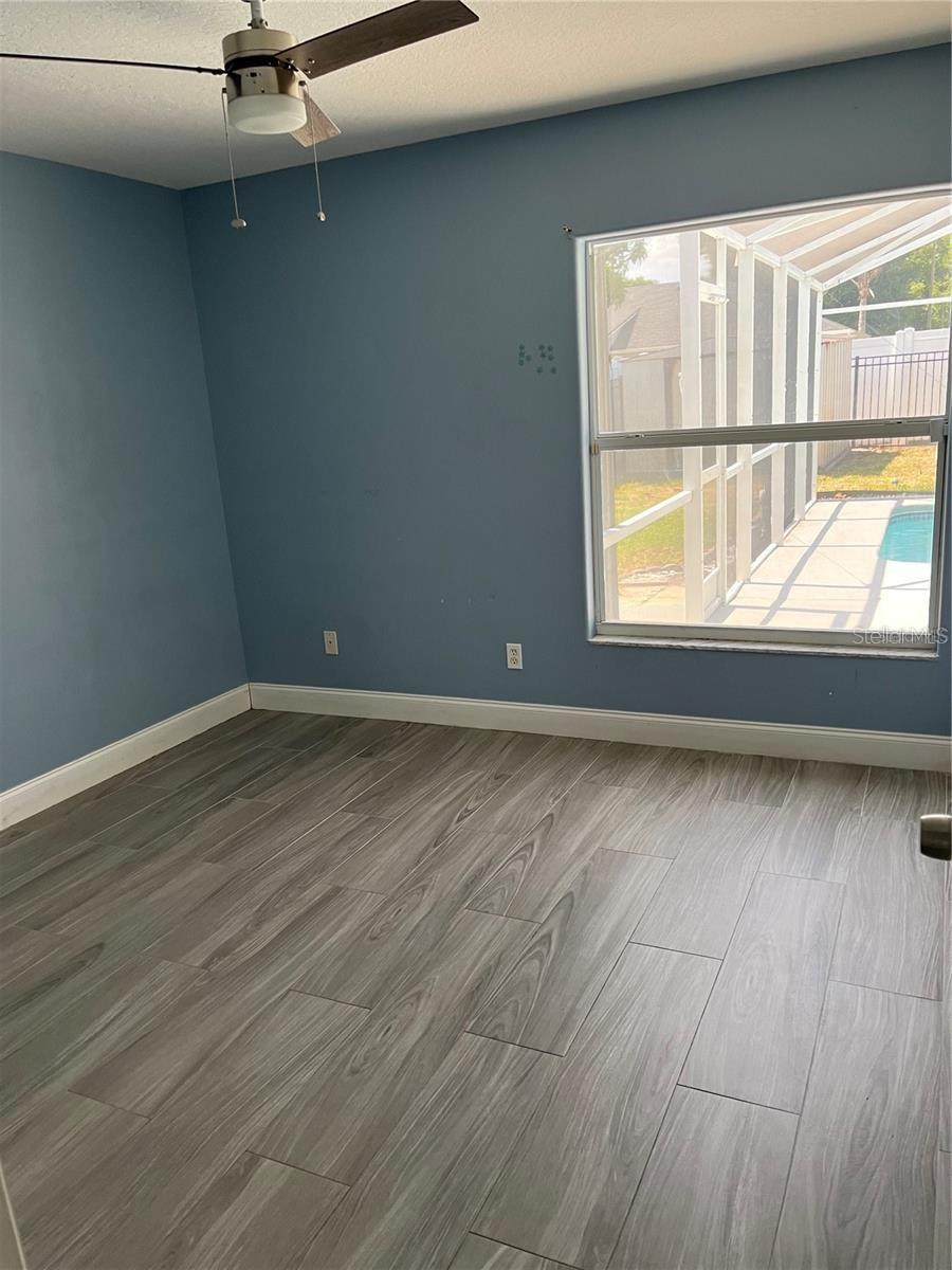 Image 8 of 14 For 3350 Countryside View Drive