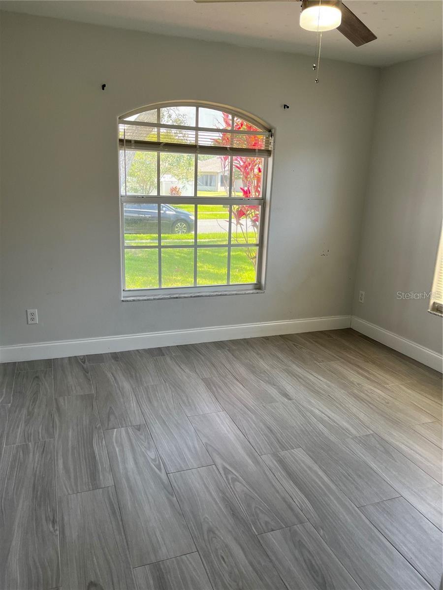 Image 9 of 14 For 3350 Countryside View Drive