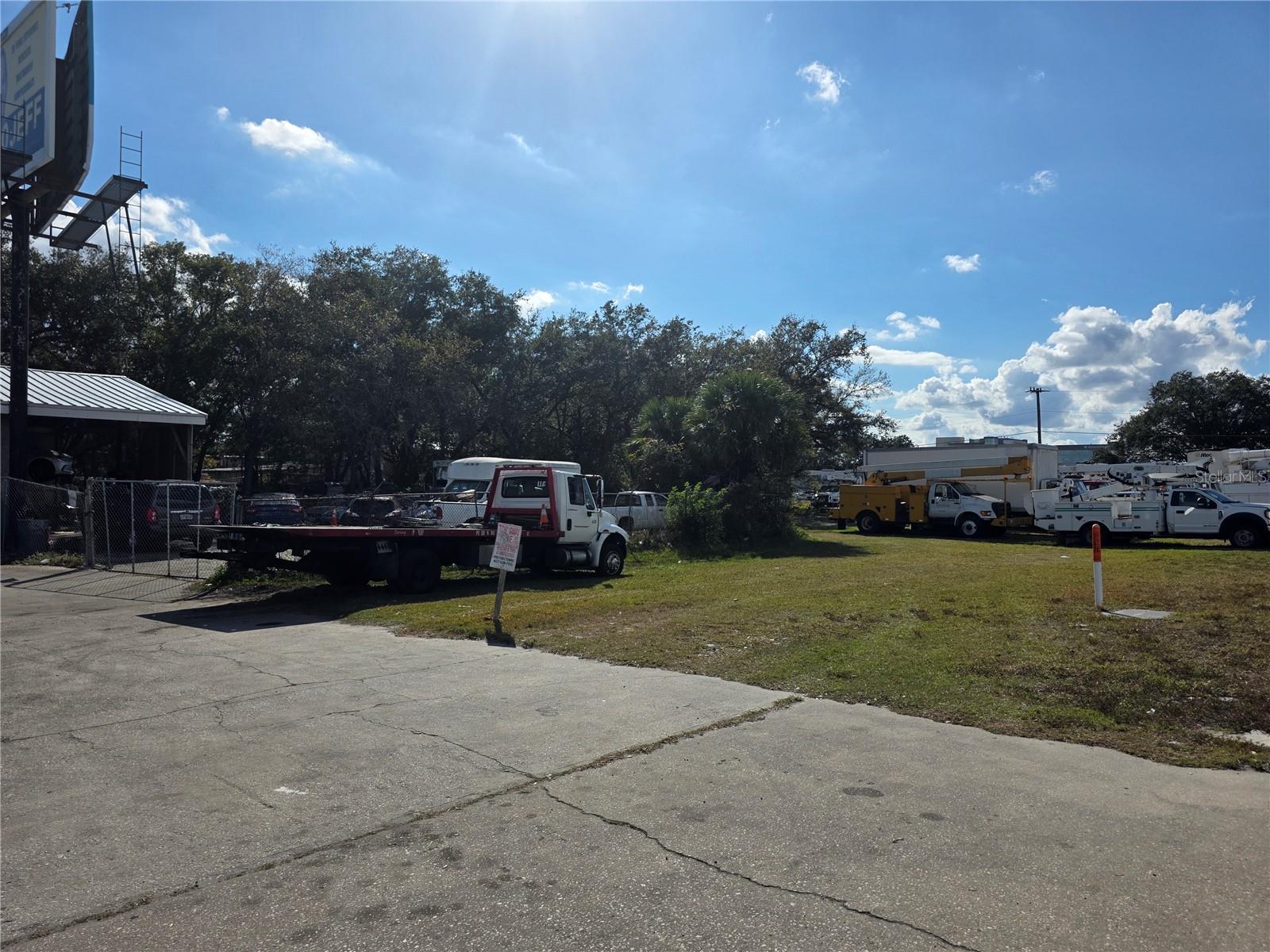 Image 2 of 3 For 410 Donegan Avenue