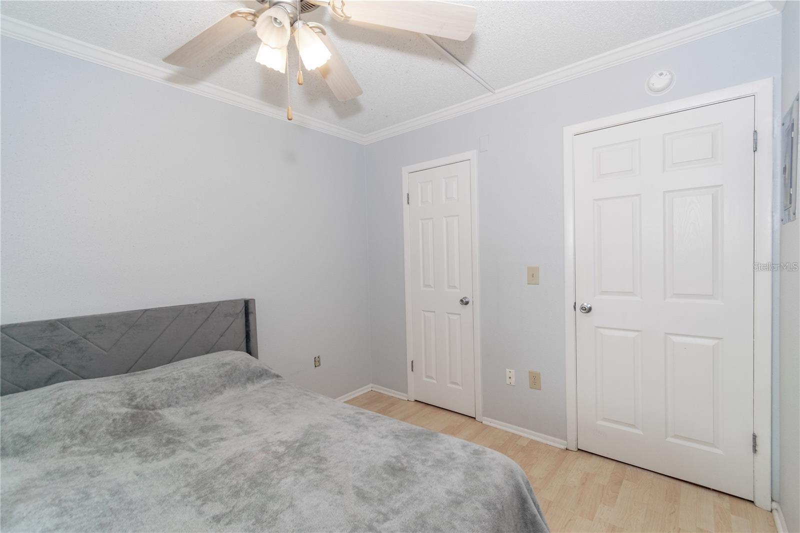 Image 5 of 18 For 139 Oyster Bay Circle 200