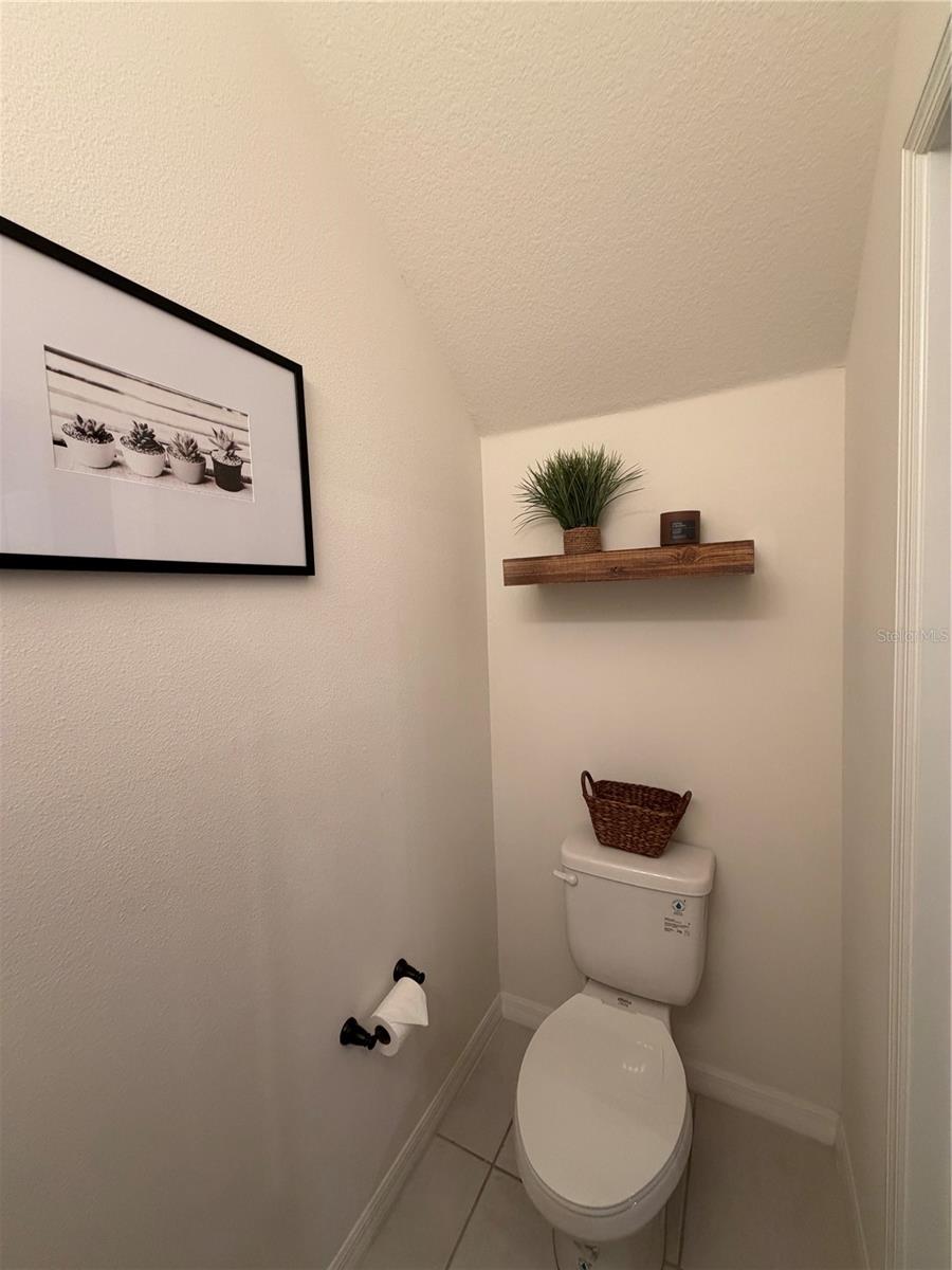 Image 15 of 31 For 10597 Salt Grove Street