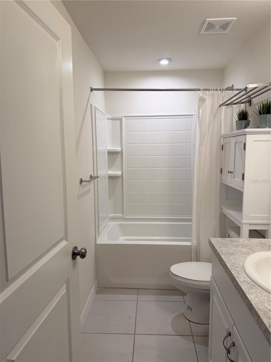 Image 25 of 31 For 10597 Salt Grove Street