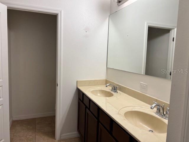 Image 7 of 9 For 4722 Doral Pointe Drive