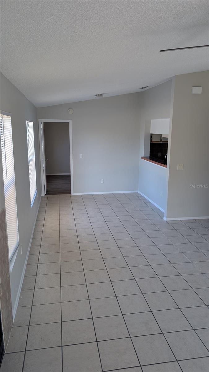 Image 10 of 42 For 3160 Semoran Boulevard 905