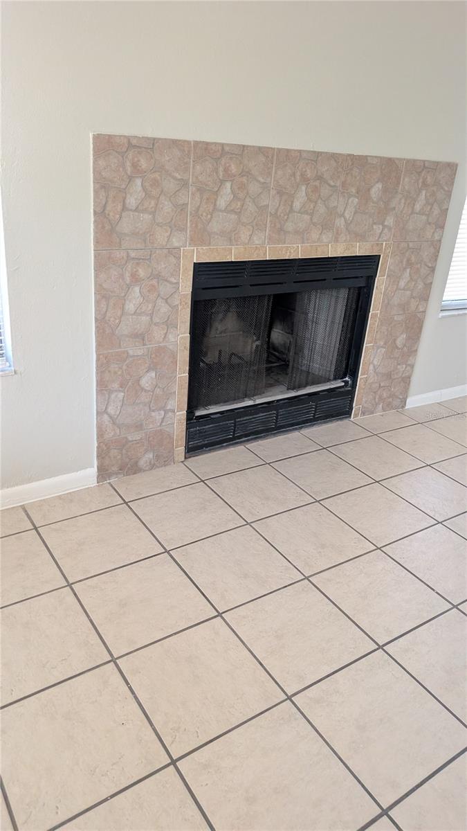 Image 9 of 42 For 3160 Semoran Boulevard 905