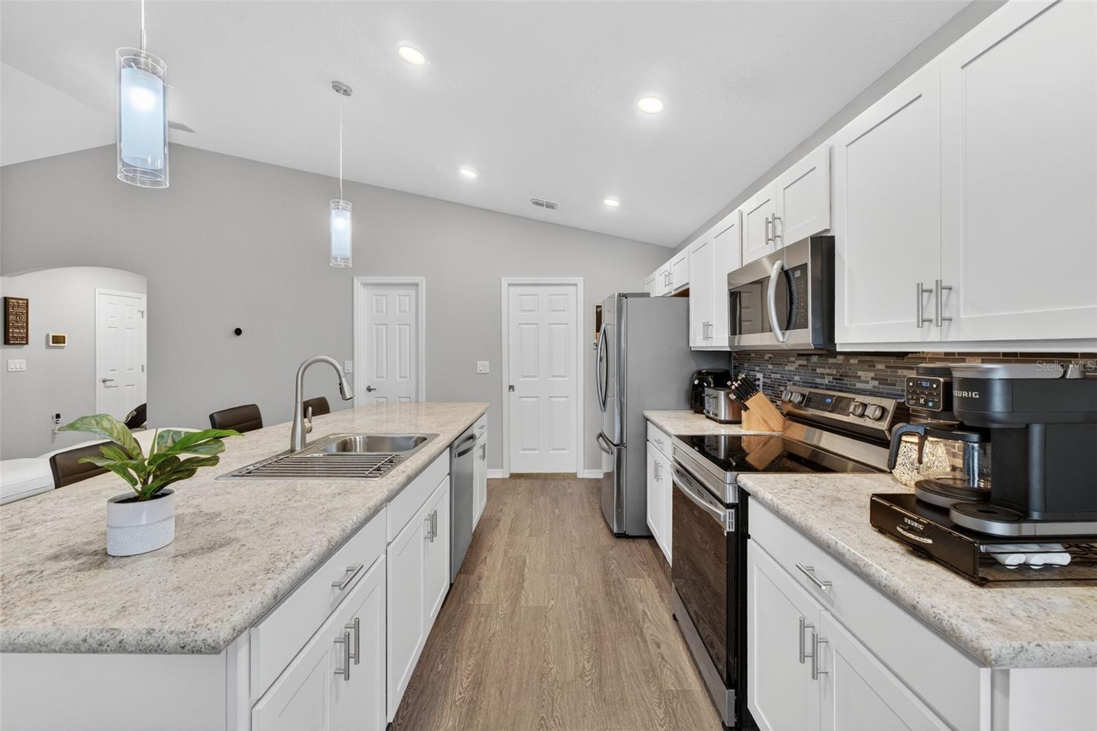 Image 10 of 30 For 4043 Ruby Run Drive