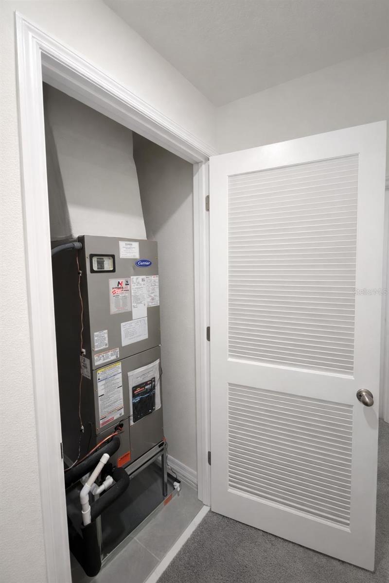 Image 10 of 24 For 400 Preston Cove Drive