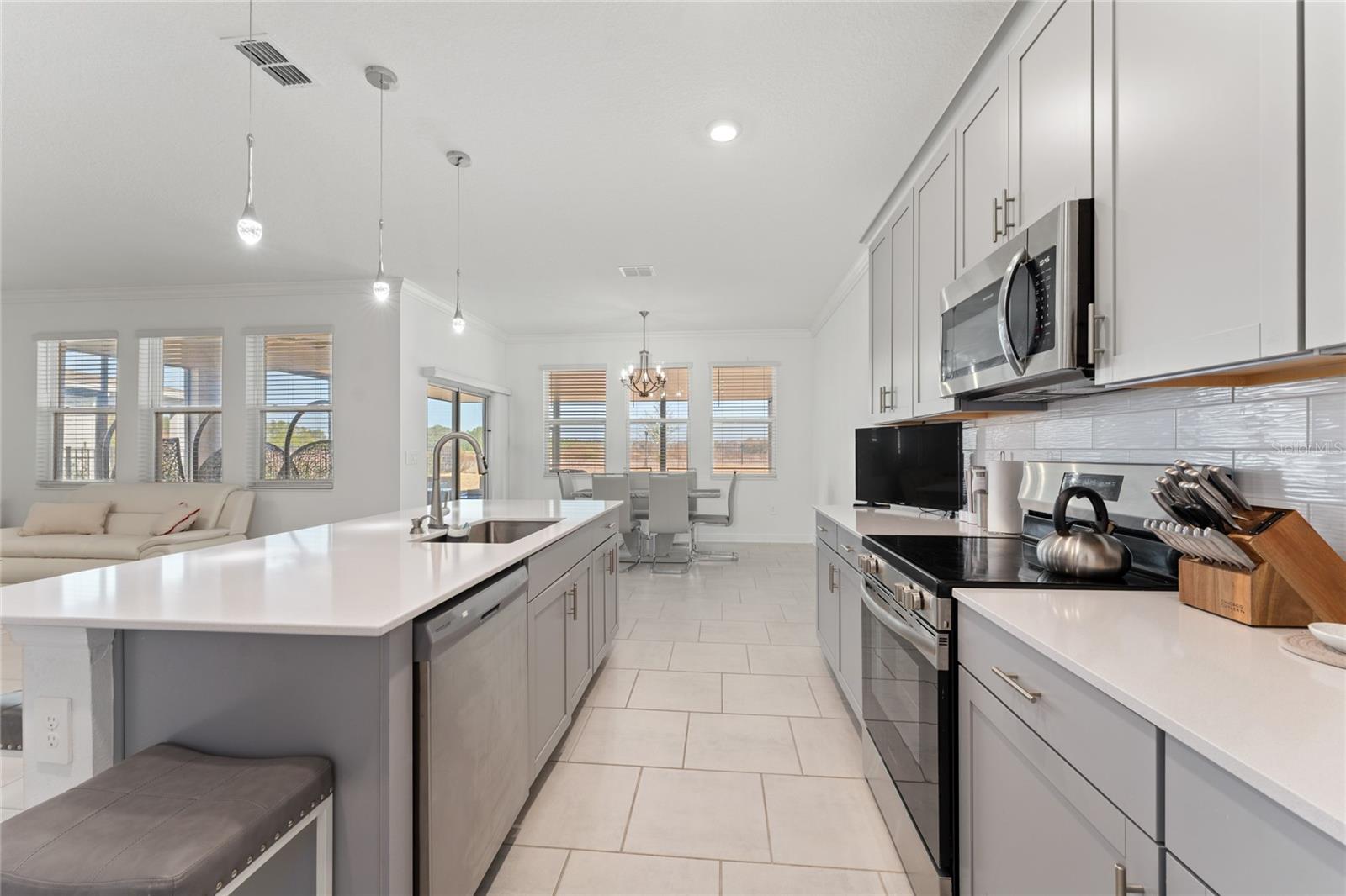 Image 15 of 40 For 4061 Redbridge Loop