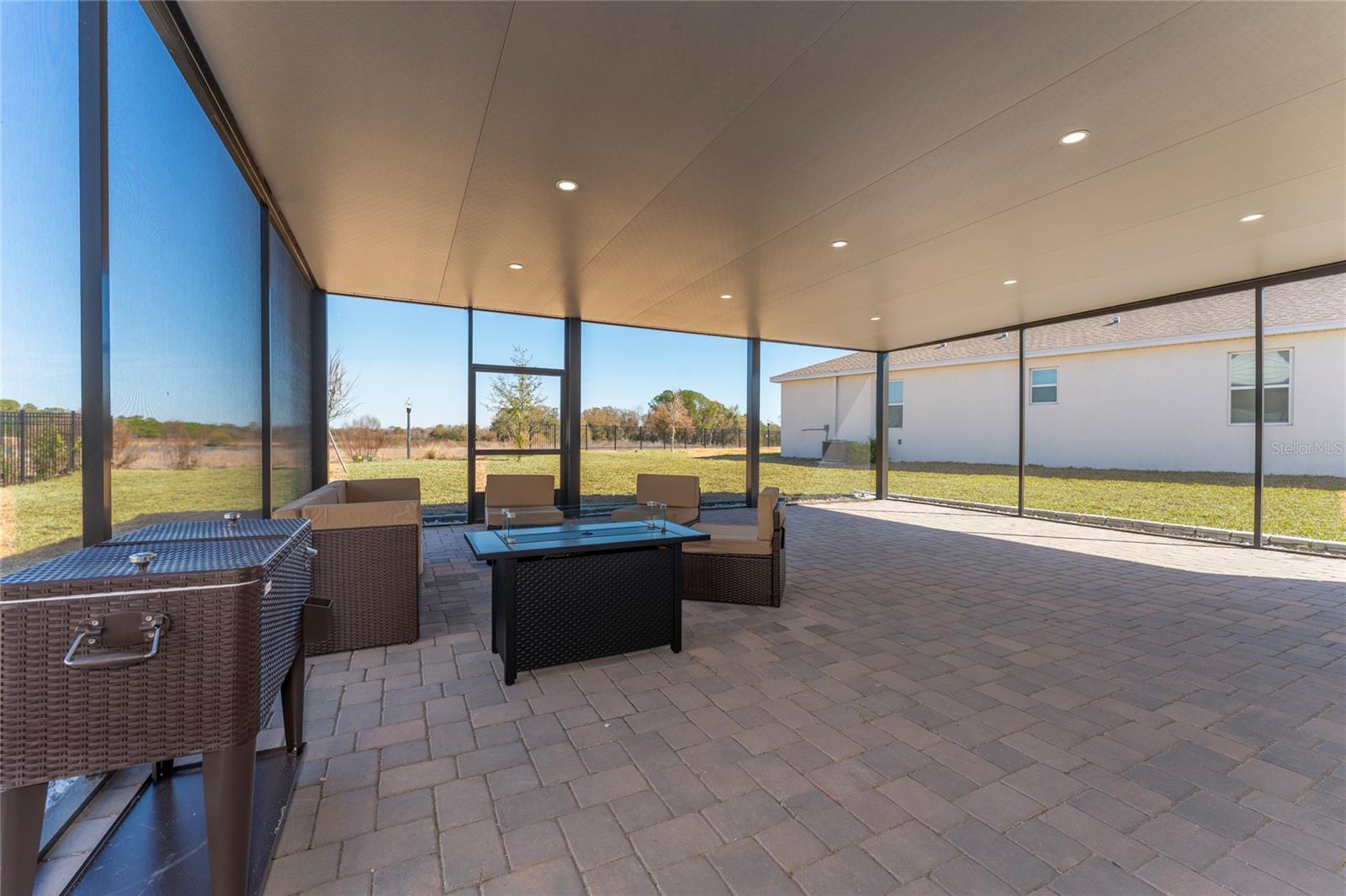 Image 27 of 40 For 4061 Redbridge Loop