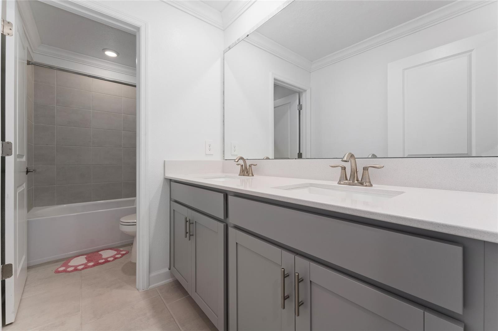 Image 8 of 40 For 4061 Redbridge Loop