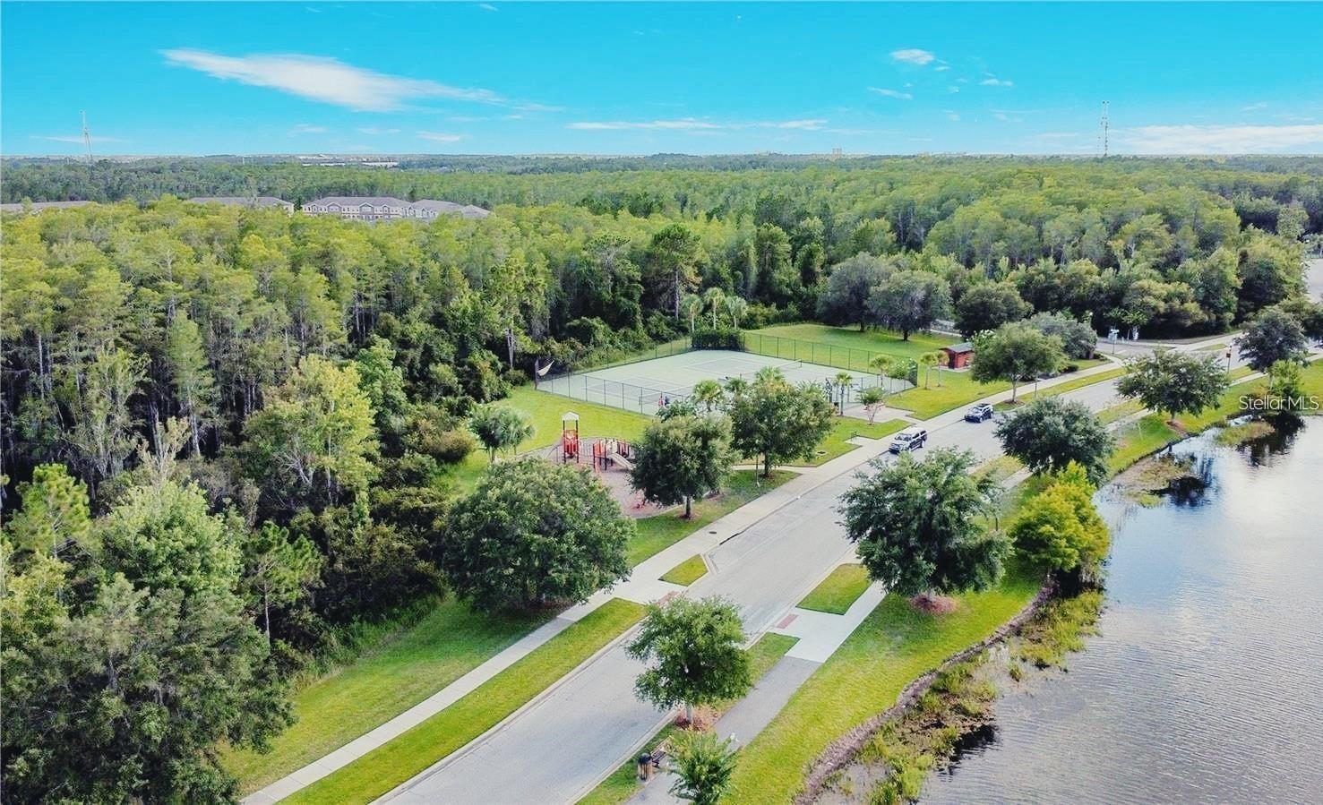 Image 14 of 15 For 10825 Spider Lily Drive 29b