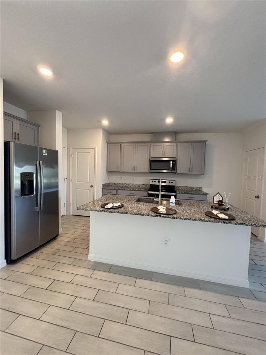 Image 3 of 8 For 1632 Mirabella Circle