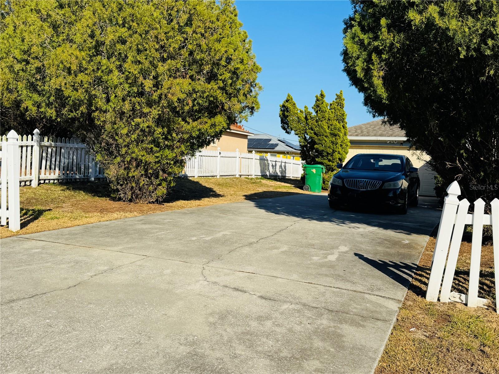 Image 3 of 3 For 6020 Lake Ruth Drive E