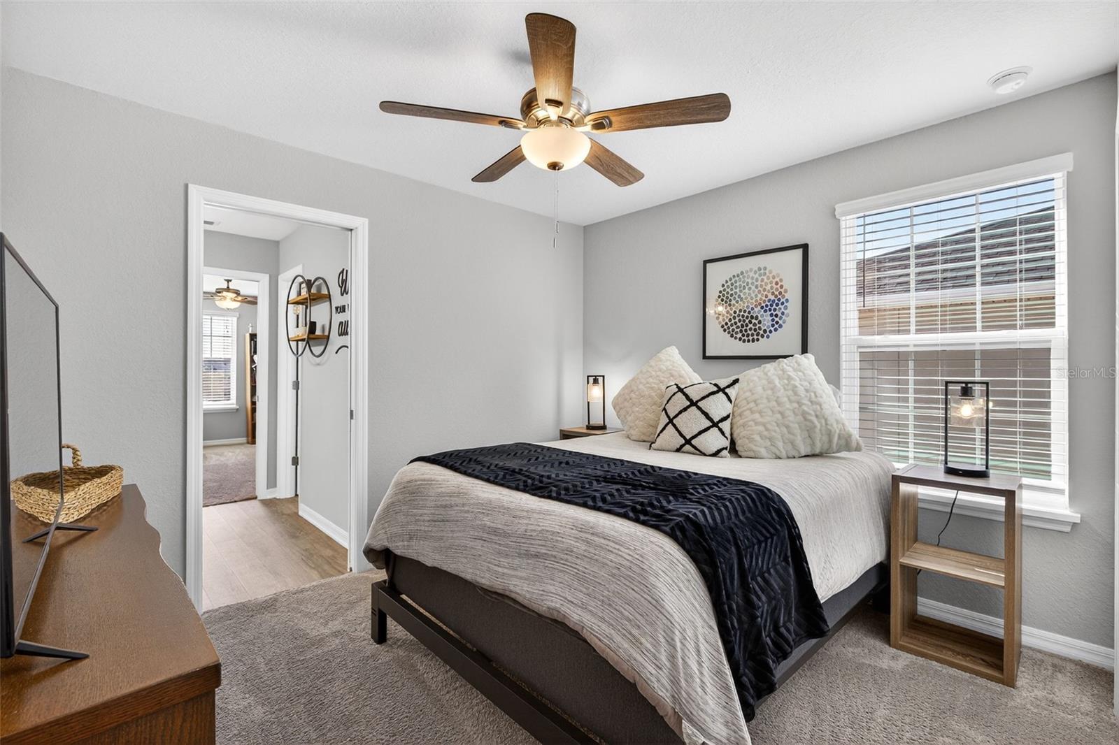 Image 28 of 44 For 82 Berlin Avenue