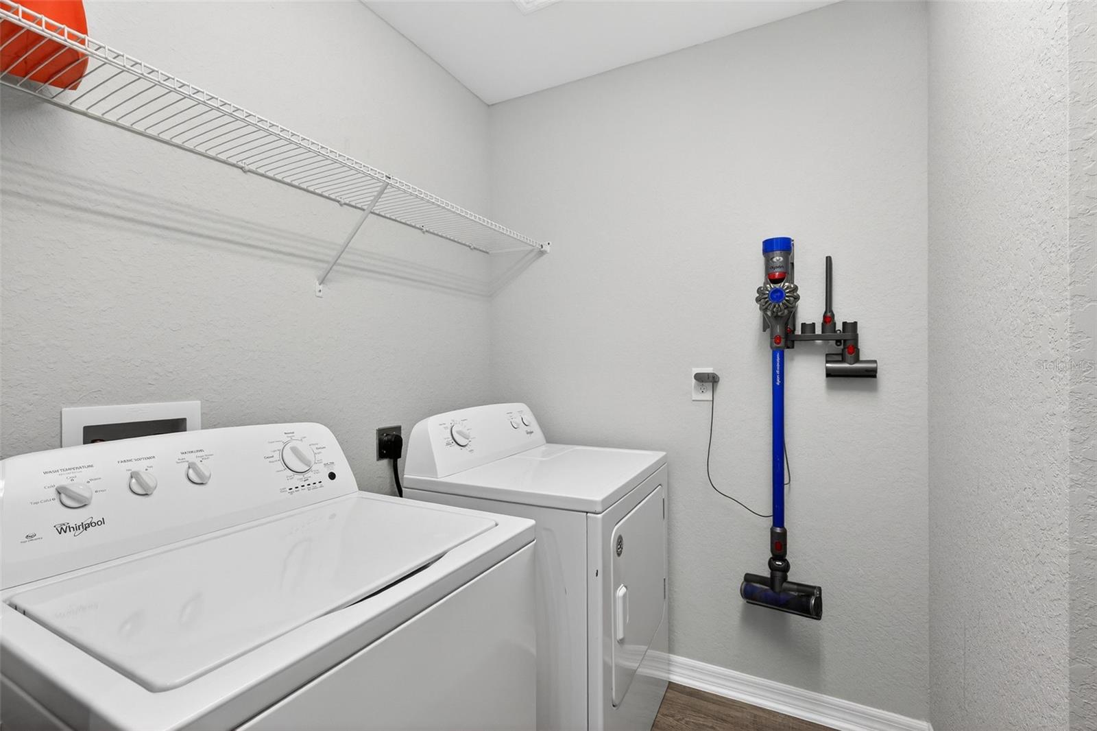 Image 32 of 44 For 82 Berlin Avenue