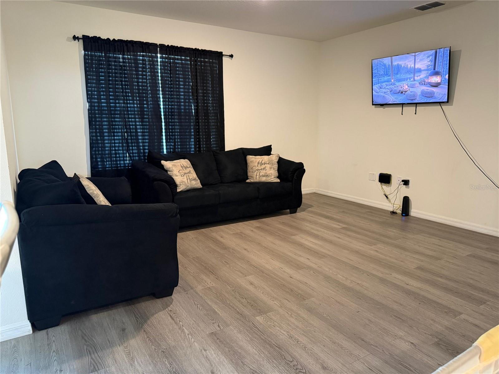 Image 3 of 16 For 784 Silver Palm Drive